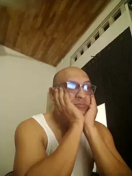 Snapshot of jorge406 chatting on March 7, 2026, 12:28 am jorge406 online show from March 7, 2026, 12:28 am