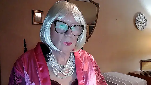 ROBY SWEETHOT online show from September 25, 2025, 11:00 pm