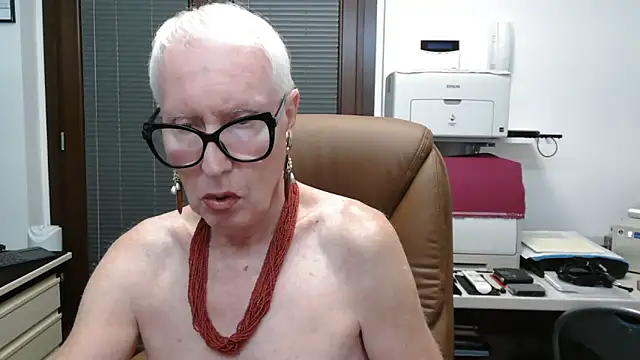 ROBY SWEETHOT online show from September 13, 2025, 10:10 pm