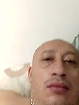 ScuffingBungalow online show from October 5, 2025, 6:04 am