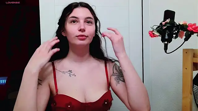 Snapshot of peachyness chatting on June 1, 2026, 10:31 pm peachyness online show from June 1, 2026, 10:31 pm