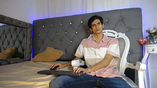 Sebalexis7 online show from October 21, 2025, 3:17 am