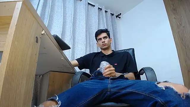 Sebalexis7 online show from November 25, 2025, 3:29 am