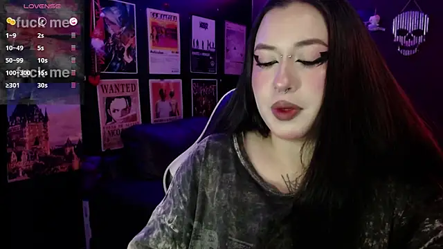 Ravendark  online show from February 20, 2026, 7:49 pm