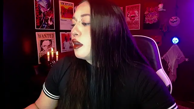 Ravendark  online show from September 29, 2025, 8:25 pm