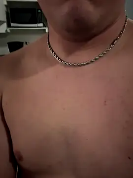 Snapshot of FranVergaLoca chatting on November 16, 2025, 10:42 am FranVergaLoca online show from November 16, 2025, 10:42 am