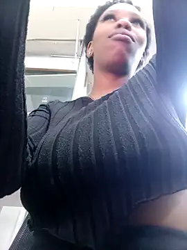 GoldSnowXxX online show from October 9, 2025, 5:35 pm