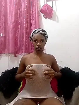 Snapshot of GoldSnowXxX chatting on April 1, 2026, 12:13 am GoldSnowXxX online show from April 1, 2026, 12:13 am