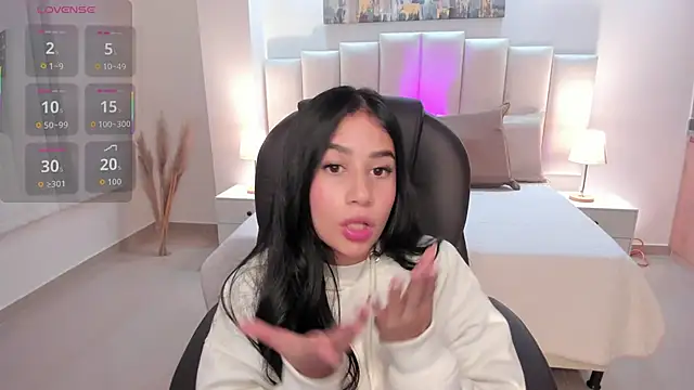 miranda crawfor online show from October 3, 2025, 4:14 am