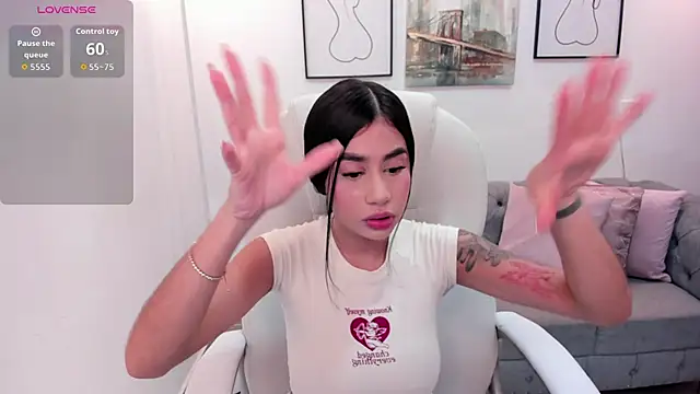 miranda crawfor online show from April 7, 2026, 3:41 am