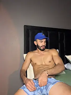 Jacksonfranco online show from November 12, 2025, 3:21 am