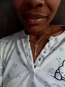 Flacidas online show from November 18, 2025, 9:40 pm