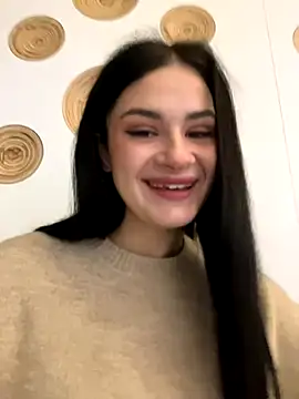 Snapshot of MiraReach chatting on October 4, 2025, 3:30 am MiraReach online show from October 4, 2025, 3:30 am