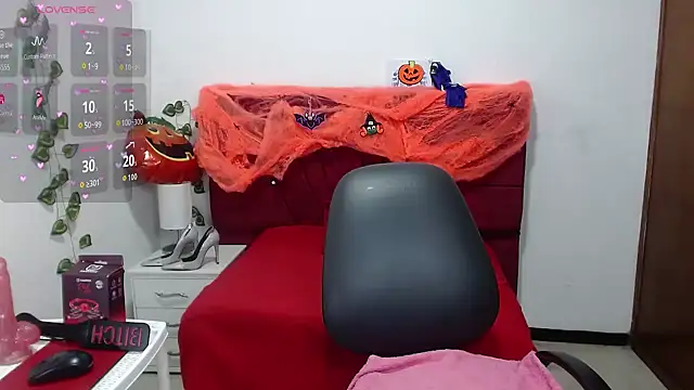 Julieta curvy69 online show from October 7, 2025, 12:06 pm