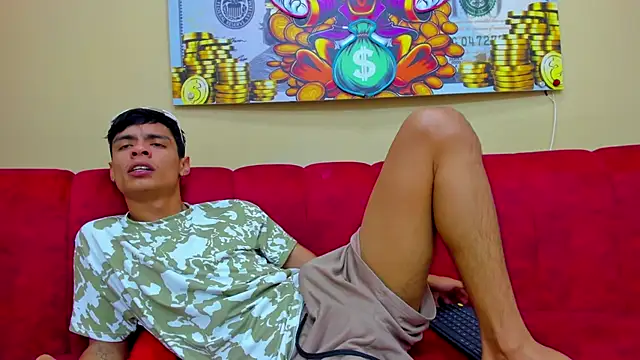 Snapshot of Brownie_Lovers chatting on November 24, 2025, 12:05 pm Brownie Lovers online show from November 24, 2025, 12:05 pm