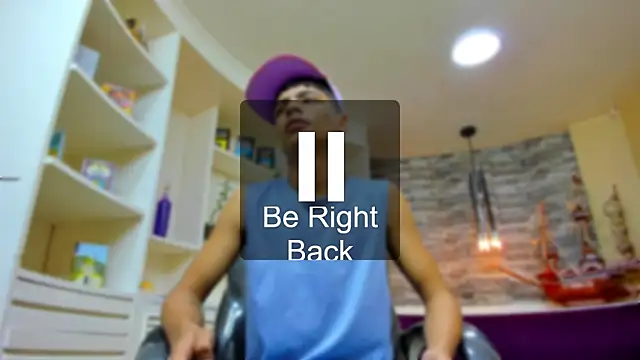 Snapshot of Brownie_Lovers chatting on October 13, 2025, 10:17 am Brownie Lovers online show from October 13, 2025, 10:17 am