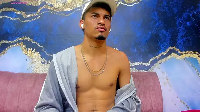 Snapshot of Brownie_Lovers chatting on November 5, 2025, 5:49 pm Brownie Lovers online show from November 5, 2025, 5:49 pm