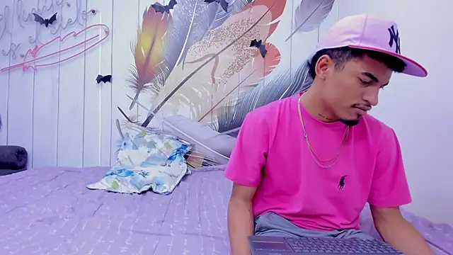 Snapshot of Brownie_Lovers chatting on November 17, 2025, 11:58 am Brownie Lovers online show from November 17, 2025, 11:58 am