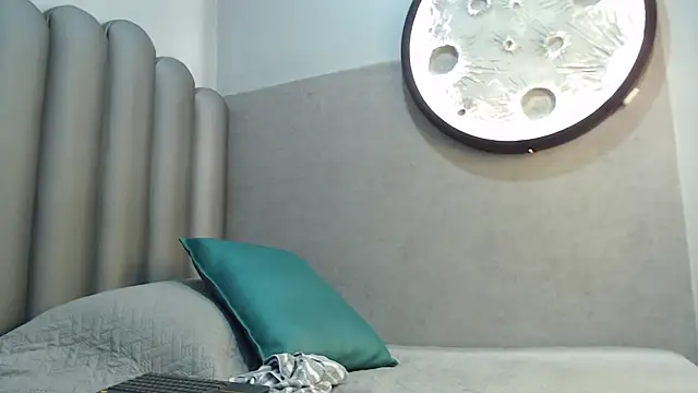 klariz09 online show from November 14, 2025, 3:15 pm