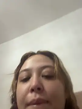 Katie shuangs online show from September 24, 2025, 1:17 pm