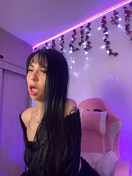 Lia  1 online show from November 26, 2025, 11:27 pm