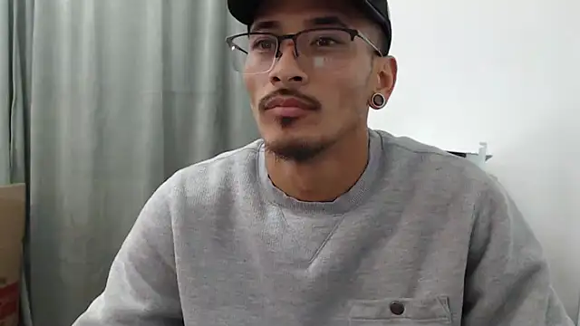 tanjir020 online show from March 8, 2026, 11:35 am