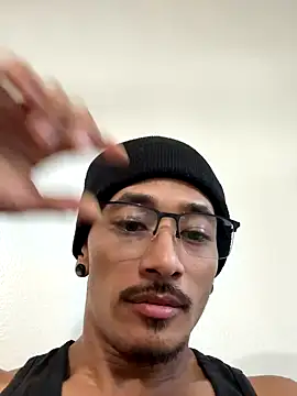 tanjir020 online show from November 13, 2025, 10:52 am