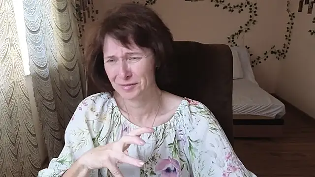 Lia Tito online show from September 22, 2025, 12:22 pm