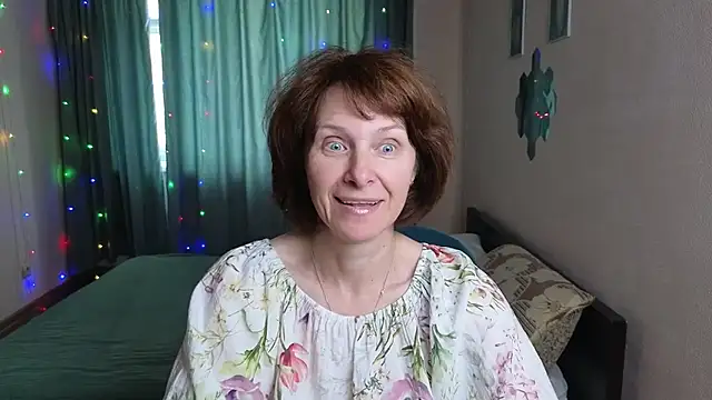 Lia Tito online show from September 11, 2025, 12:38 pm