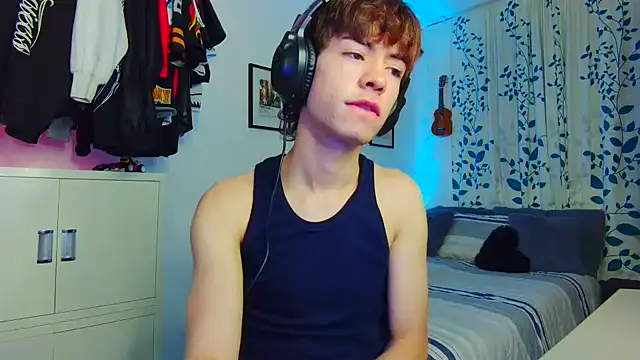 Tonerii online show from September 10, 2025, 2:21 am