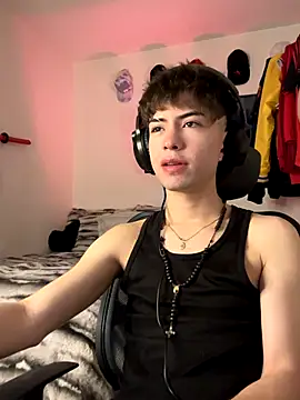 Tonerii online show from October 18, 2025, 1:07 am