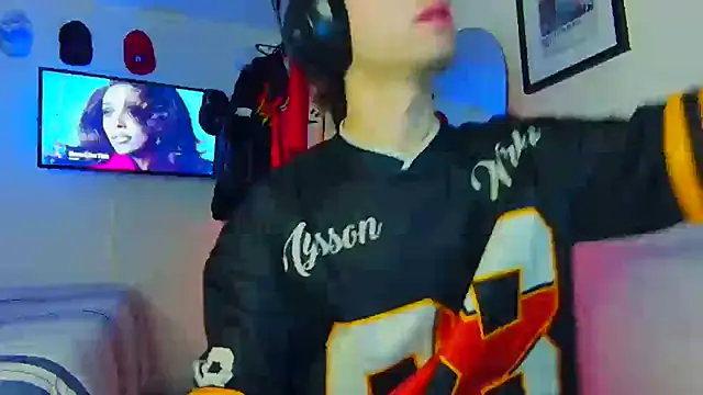 Tonerii online show from September 27, 2025, 2:39 am