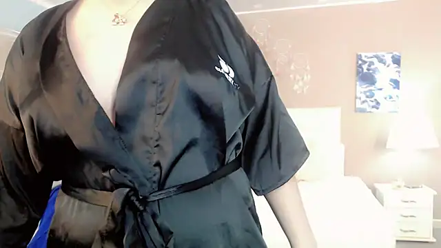 Snapshot of maddissonivanova chatting on February 25, 2026, 7:03 pm maddissonivanova online show from February 25, 2026, 7:03 pm