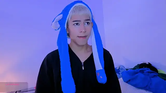 taichi bluy online show from September 25, 2025, 6:14 pm