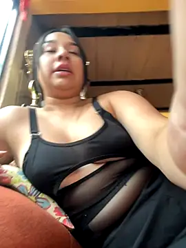 BELLAALEJA online show from September 14, 2025, 8:20 pm