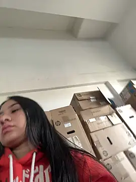 Snapshot of BELLAALEJA chatting on July 3, 2026, 12:33 pm BELLAALEJA online show from July 3, 2026, 12:33 pm