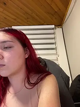 Snapshot of Karen18_boobs chatting on September 30, 2025, 1:33 am Karen18 boobs online show from September 30, 2025, 1:33 am