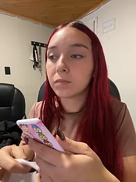 Snapshot of Karen18_boobs chatting on September 11, 2025, 1:49 am Karen18 boobs online show from September 11, 2025, 1:49 am