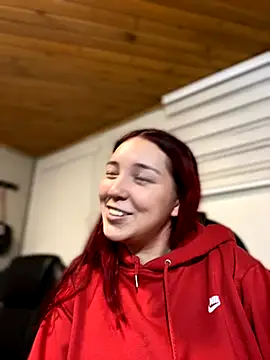 Snapshot of Karen18_boobs chatting on December 2, 2025, 3:07 am Karen18 boobs online show from December 2, 2025, 3:07 am