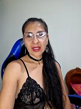 Natasha 50 online show from February 26, 2026, 2:11 am