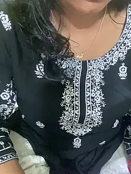 Snapshot of pushpayadav chatting on February 19, 2026, 9:23 pm pushpayadav online show from February 19, 2026, 9:23 pm