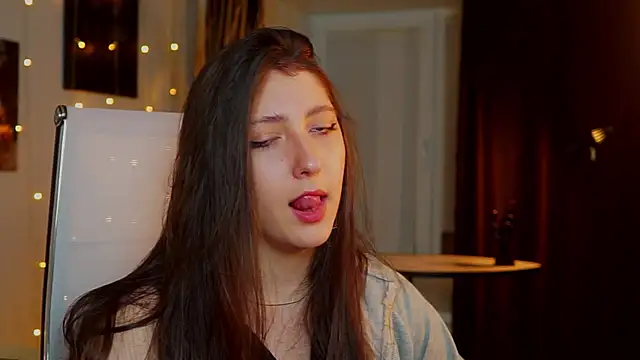 Mary Miiller online show from September 20, 2025, 9:25 am