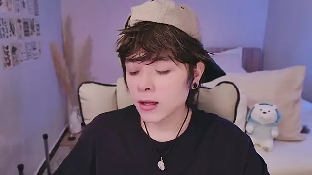 PaulTexx online show from November 18, 2025, 9:07 pm