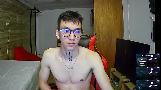 angelicious  online show from November 21, 2025, 11:20 am