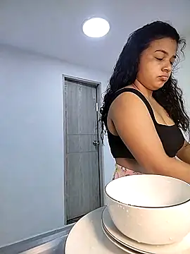 Eimy-04 online show from November 11, 2025, 5:08 pm