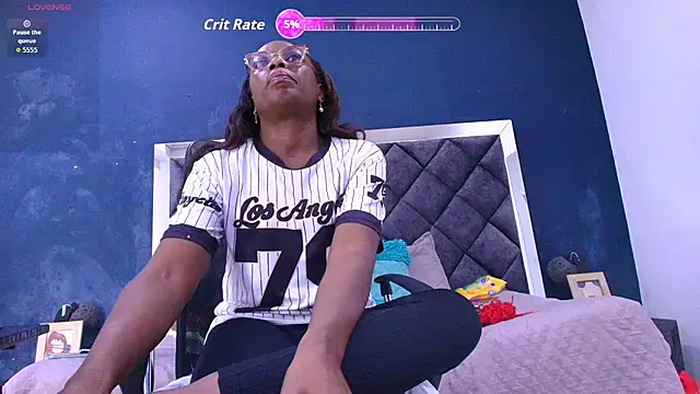 Snapshot of ebony__jheim chatting on June 16, 2026, 12:27 pm ebony jheim online show from June 16, 2026, 12:27 pm