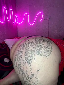 valen1891 online show from October 15, 2025, 2:54 am