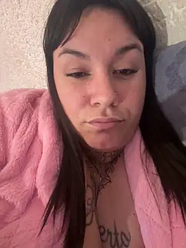 valen1891 online show from September 23, 2025, 12:39 am