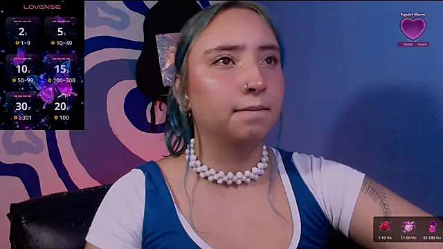 IrisSmil3 online show from October 1, 2025, 11:52 pm