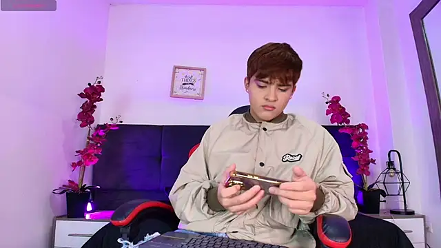 Lucass love online show from April 4, 2026, 1:06 pm